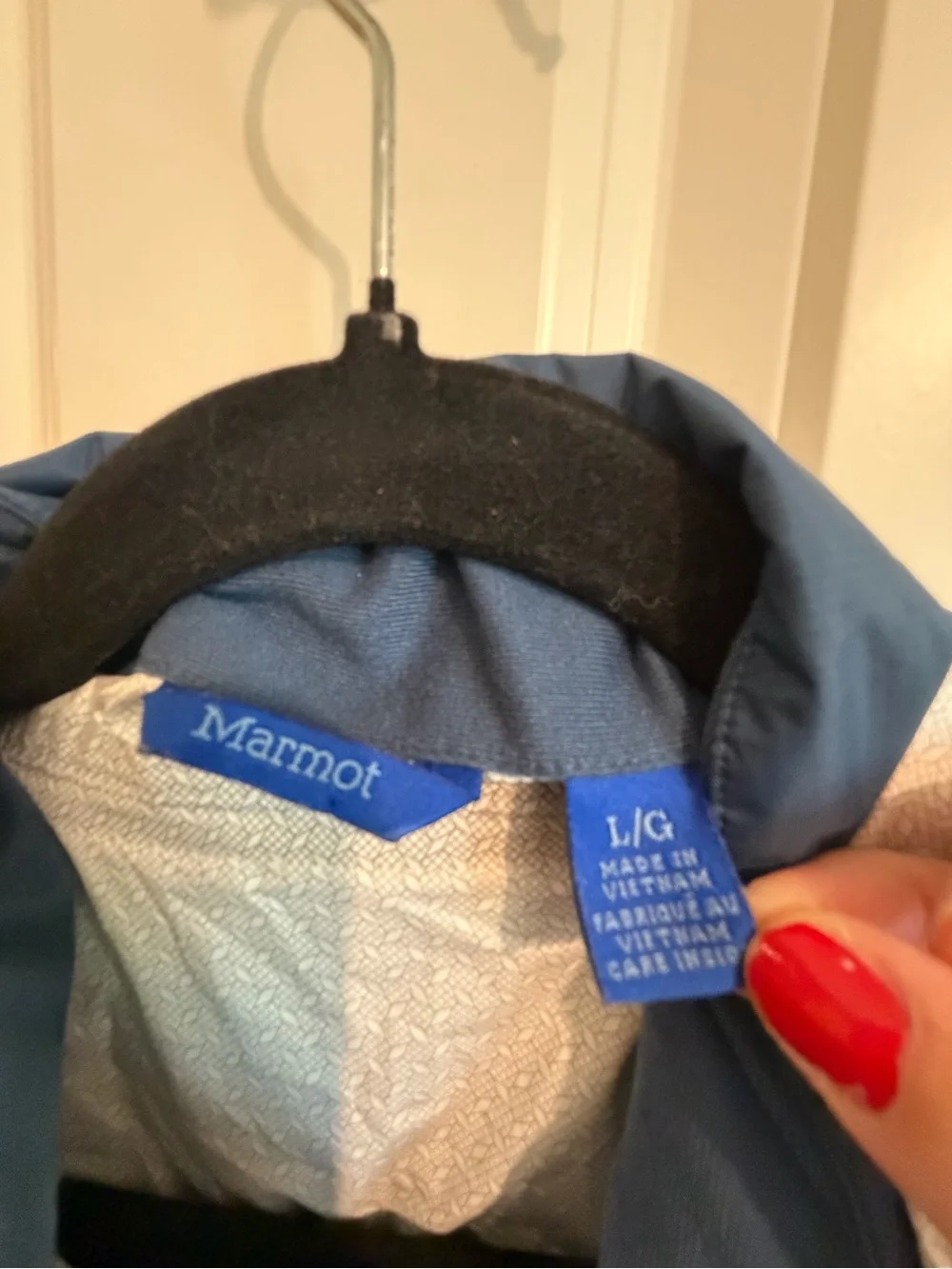Kids navy blue Marmot rain jacket size large